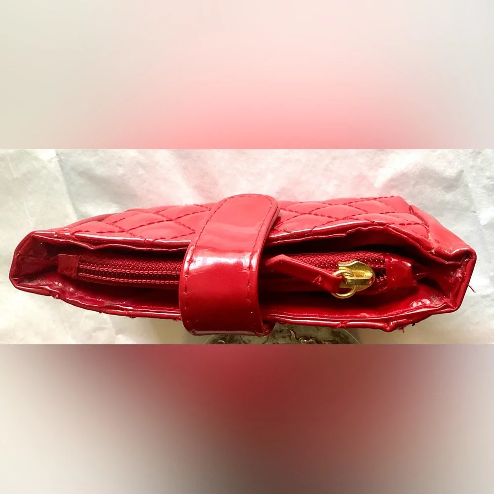 New❣️ Red Gold Patent Leather Zipper Bag